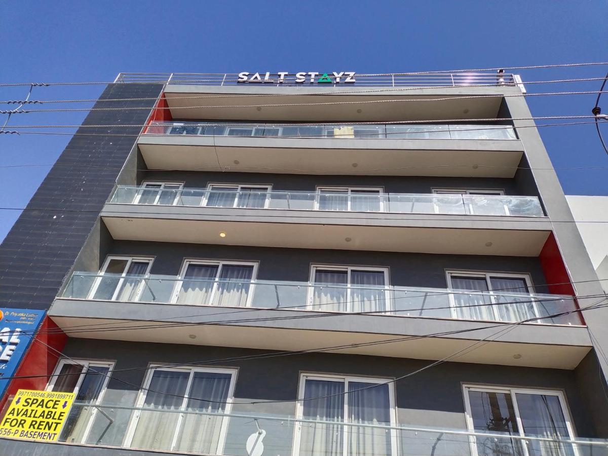 Saltstayz Express - Medicity Near Medanta Hospital 구르가온 외부 사진